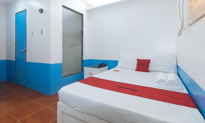 General Trias Hotel | RedDoorz @ Moss Hotel Dasmarinas