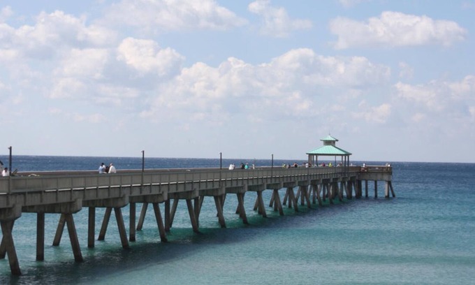 Hillsboro Beach House | Rediscover Ocean View Resort, 4 Beautiful Units Near FAU Stadium!