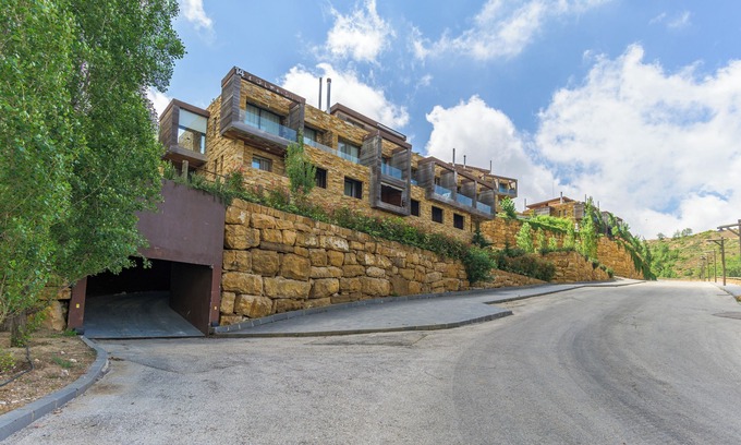 Kfardebian Apartment | RedRock Faqra - Mountain Getaway Residences W Pool & Balconies