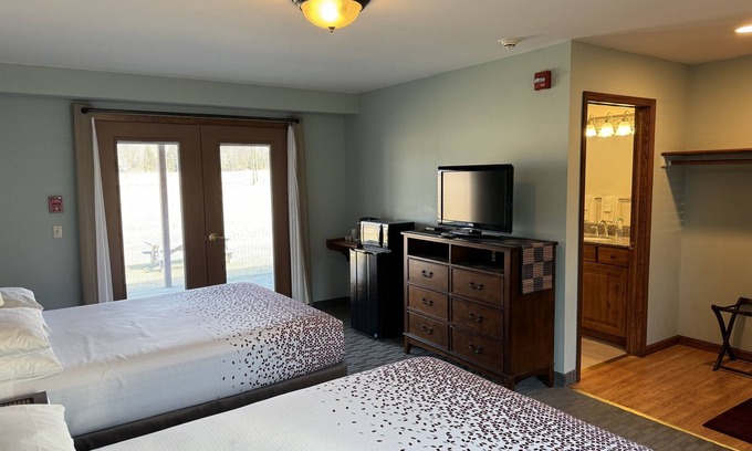Colliersville Hotel | Redwood Inn & Suites Room #3 - impeccably clean motel between CDP & ASV