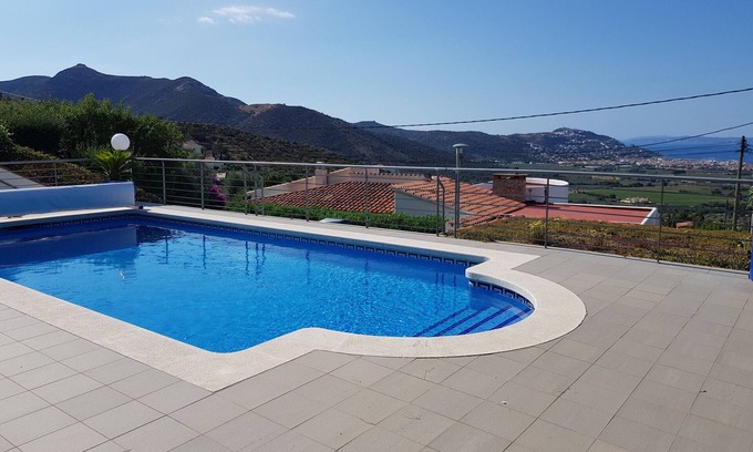 El Mas Fumats Villa | Ref. Can48 -