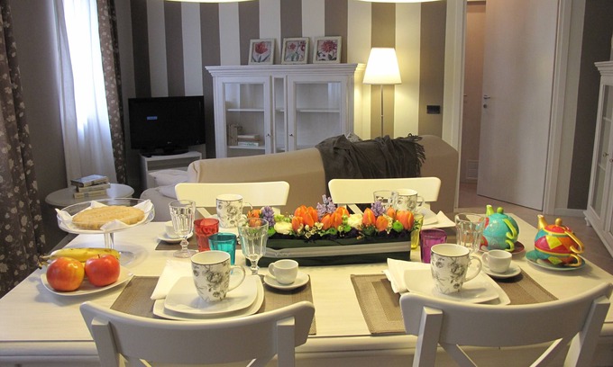 Verona City Centre Apartment | Refined and elegant apartment in the HISTORIC CENTER of VERONA