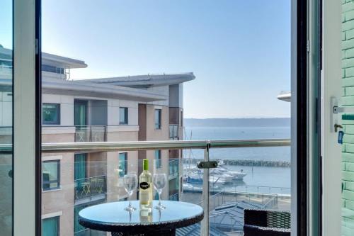 Poole Apartment | Reflections - Balcony Views of Poole Harbour
