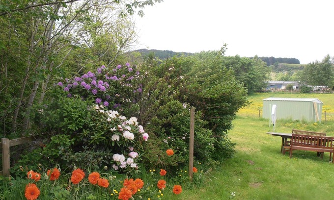 Aberfeldy Cottage | Refreshing Burn & Stunning Highland Views- Book Now to avoid disappointment