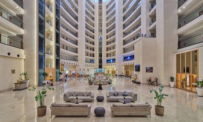 Surat Hotel | Regenta - The World Surat