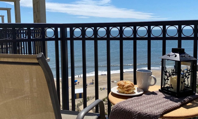 Rehoboth Beach Condo | Rehoboth Beach Ocean View Condo w/Pool. Sleeps 4