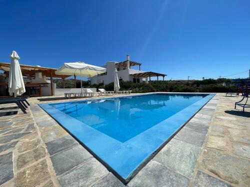Adamas Villa | Reina Villa