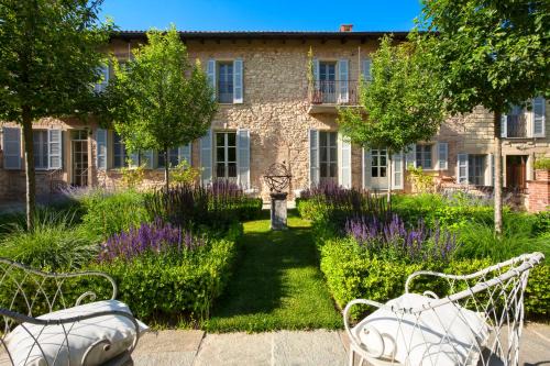 Grazzano Badoglio House | Relais di Tenuta Santa Caterina B&B