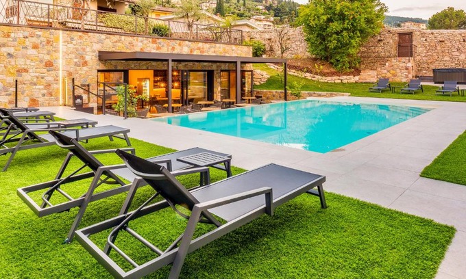 Torri del Benaco Hotel | Relais Limonaia - Suites & Garden SPA