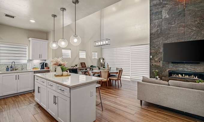 El Paso House | Relax and recharge in this stylish West El Paso home featuring a spacious king suite, dedicated workspace, and a private fenced backyard with BBQ grill and outdoor seating. Just minutes from shopping, dining, and hiking trails, it’s the perfect stay!