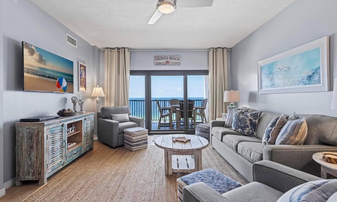 Orange Beach Condo | RELAX AT THE BEACH IN THIS GORGEOUS GULF FRONT CONDO! THE PALMS #914