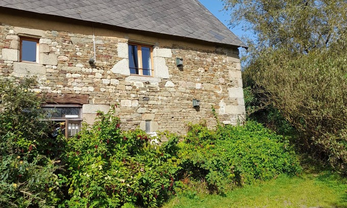 Saint-Vigor-des-Monts House | Relax in the beautiful Normandy countryside in an ancient converted barn.