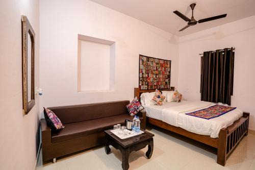 Amar Sagar Pol Hotel | Relax Inn Jaisalmer