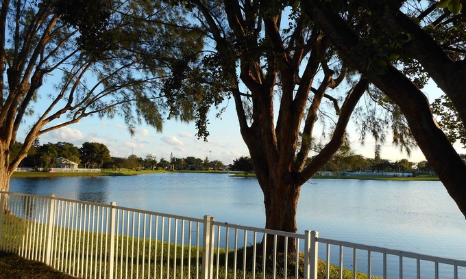 Boynton Beach House | Relax & unwind in this wonderful home with incredible lake views!
