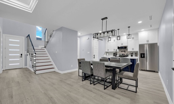 Pharr House | Relax & Unwind in this Modern & Spacious Townhome + 2 Car Attached Garage