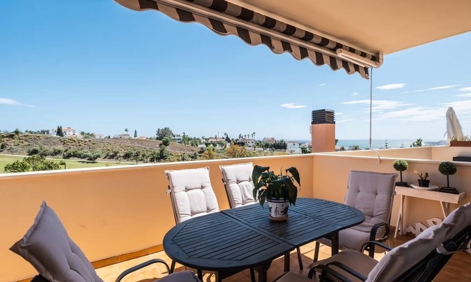 Caleta de Velez Apartment | Relaxation, Golf and Beach