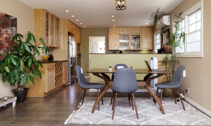 Oakland House | Relaxing 3 bedroom with Hot tub and a view