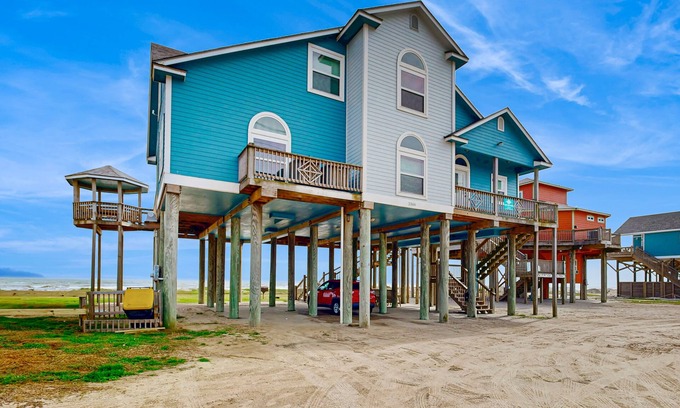 Gilchrist House | Relaxing Beachfront | Beachfront | Private Gazebo | Sleeps 14