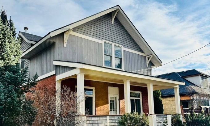 Historic Downtown Fernie Apartment | Relaxing Escape with Balcony Views and BBQ