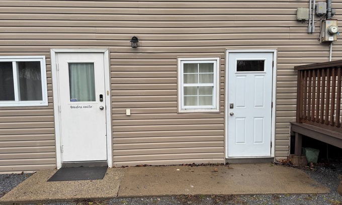 Saint John Apartment | Relaxing Lake Haven | Peaceful