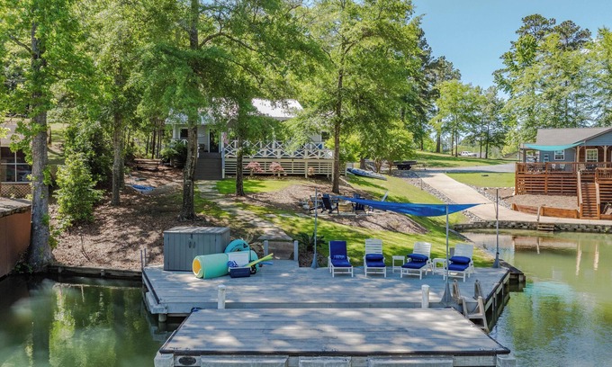 Little Kowaliga House | Relaxing Lakefront Getaway - 3BR Home w/Private Dock & Yard