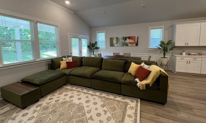 Peachtree City House | Relaxing New Ranch home in Peachtree City