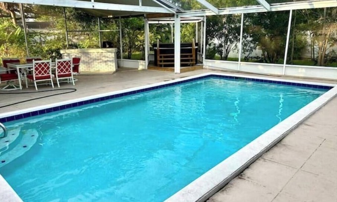 Town N County Park House | Relaxing Pool Home/6PPL/Spa