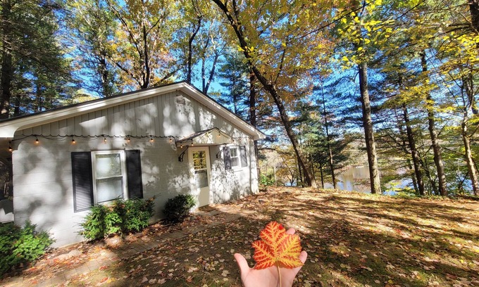 Stanwood Cabin | Relaxing River Cottage-HOT TUB Hot Springs Hot Tub just added.