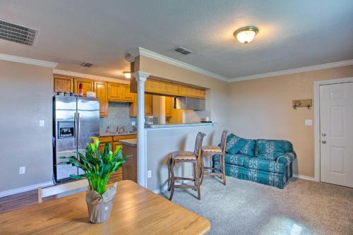 Sanger Apartment | Remodeled Ranch Apt in Sanger 12 Mi to Lake!
