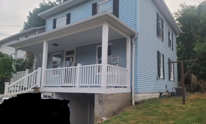 Strabane House | Remodeled spacious 4-bedroom house in very popular Houston, PA with central AC