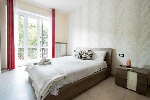 Mirafiori Apartment | [Reni House]-Bright apartment+free park