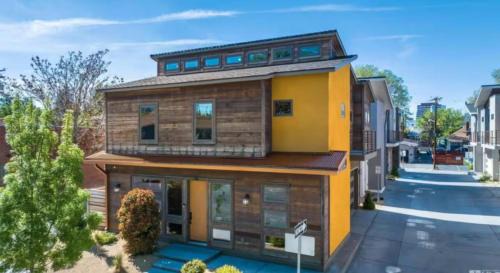 Midtown House | Reno Basecamp 2 King Suites, Walk to Food and Fun