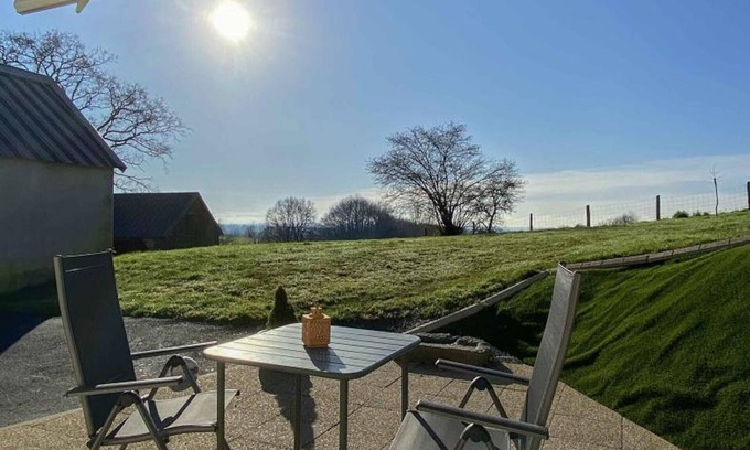 La Chapelle d'Audaine Apartment | Renovated 2022 semi-detached house, private garden and terrace, near Bagnoles de l'Orne