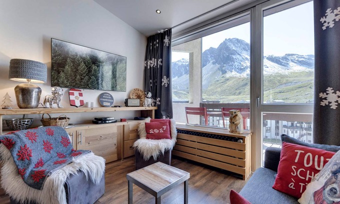 Val Claret Apartment | Renovated 3-bed duplex, ski-in/ski-out, Tignes Val Claret, 6-8 pers