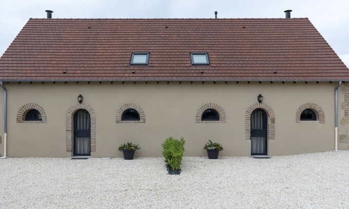 Chapeau Cottage | Renovated barn with terrace and Scandinavian decor - near Le Pal park