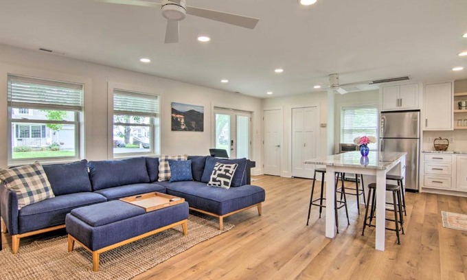 Cambridge House | Renovated Cambridge Retreat with Patio and Grill!