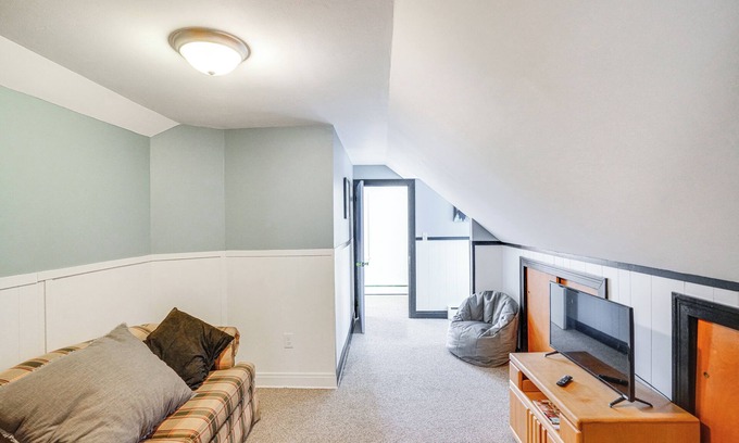 Chatham House | Renovated Chatham Home ~ Half Mi to Downtown!