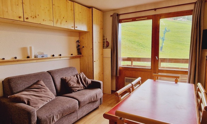 Montalbert Apartment | Renovated studio in La Plagne, near slopes