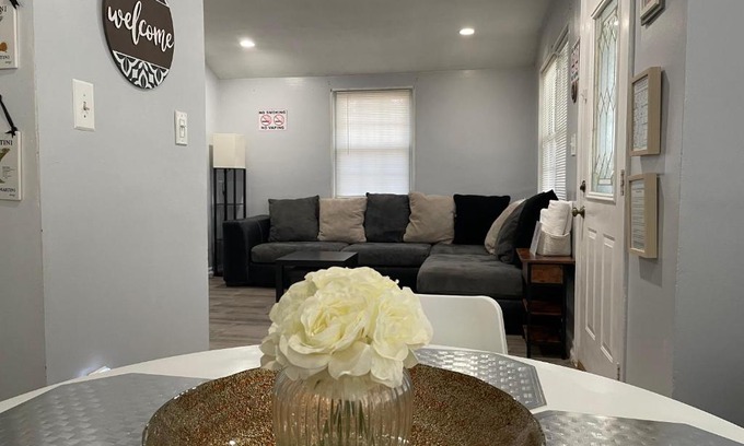 Langley Park Apartment | Renovated guest house