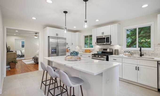 North Decatur House | Renovated, modern 4/3 with parking & chefs' kitchen