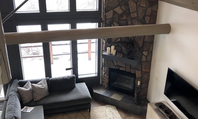Klamath Falls House | Renovated Running Y Ranch Resort Home