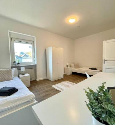 Mendig Apartment | Renoviertes Monteurhaus in Mendig für 6 Personen!