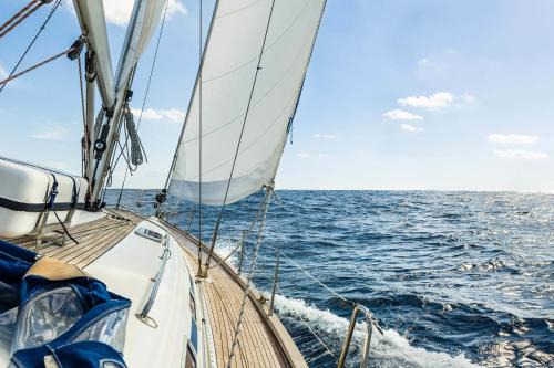 Vintijan Boat Rental | Rent a Cabin on a Sailing Yacht!