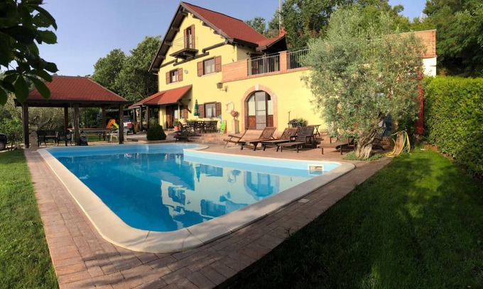 Fragneto Monforte House | Rent. Country. House