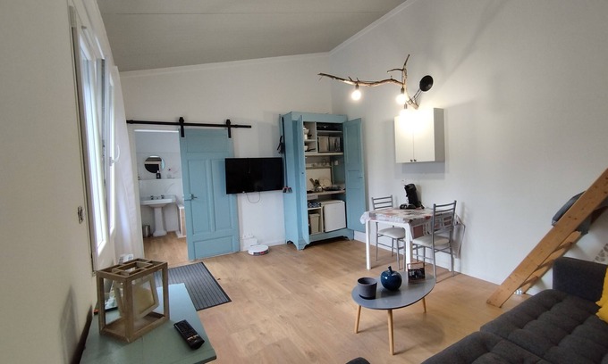 Cepoy House | Rent house 1 bedroom in my garden private access