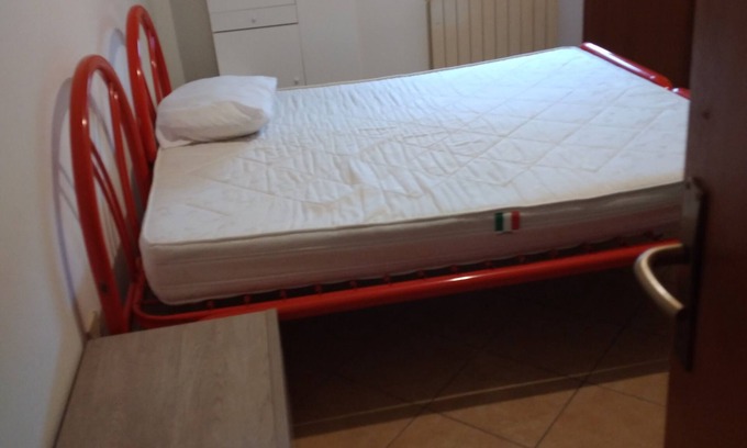 Ferrara Bed & Breakfast | RENT ROOMS IN B&B (STATION RB)