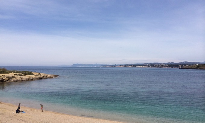 Six-Fours-les-Plages Apartment | rent STUDIO 50 M from the beach