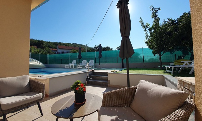 Sestanovac House | Rental home Ružić -all year open heated pool with anti-allergy system