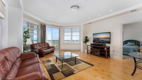 Diamond Beach Apartment | Residence 511 At The Grand
