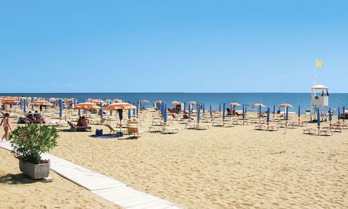 Jesolo Pineta Apartment | Residence Ariston by Interhome